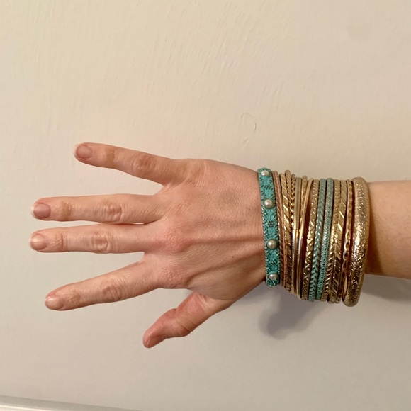 Gold Bangle Set - Picture 2 of 3